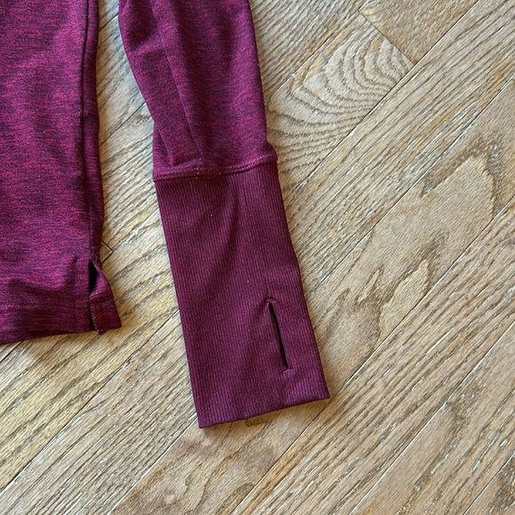 Nike top size xs - Picture 3 of 7